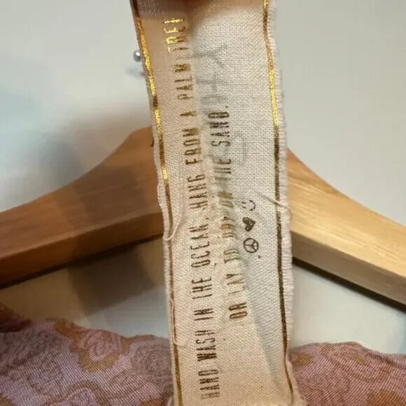 Jen's Pirate Booty Bell Sleeve Deep V Wrap Style Patterned Top Pink Size S EUC - Picture 6 of 9